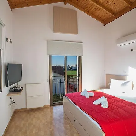 Aloriti Dyo - Beautiful 3 Bedroom Ayia Thekla With Private Pool - Close To The Beach Βίλα Αγία Νάπα