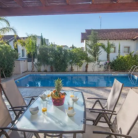 Aloriti Dyo - Beautiful 3 Bedroom Ayia Thekla With Private Pool - Close To The Beach Вилла *